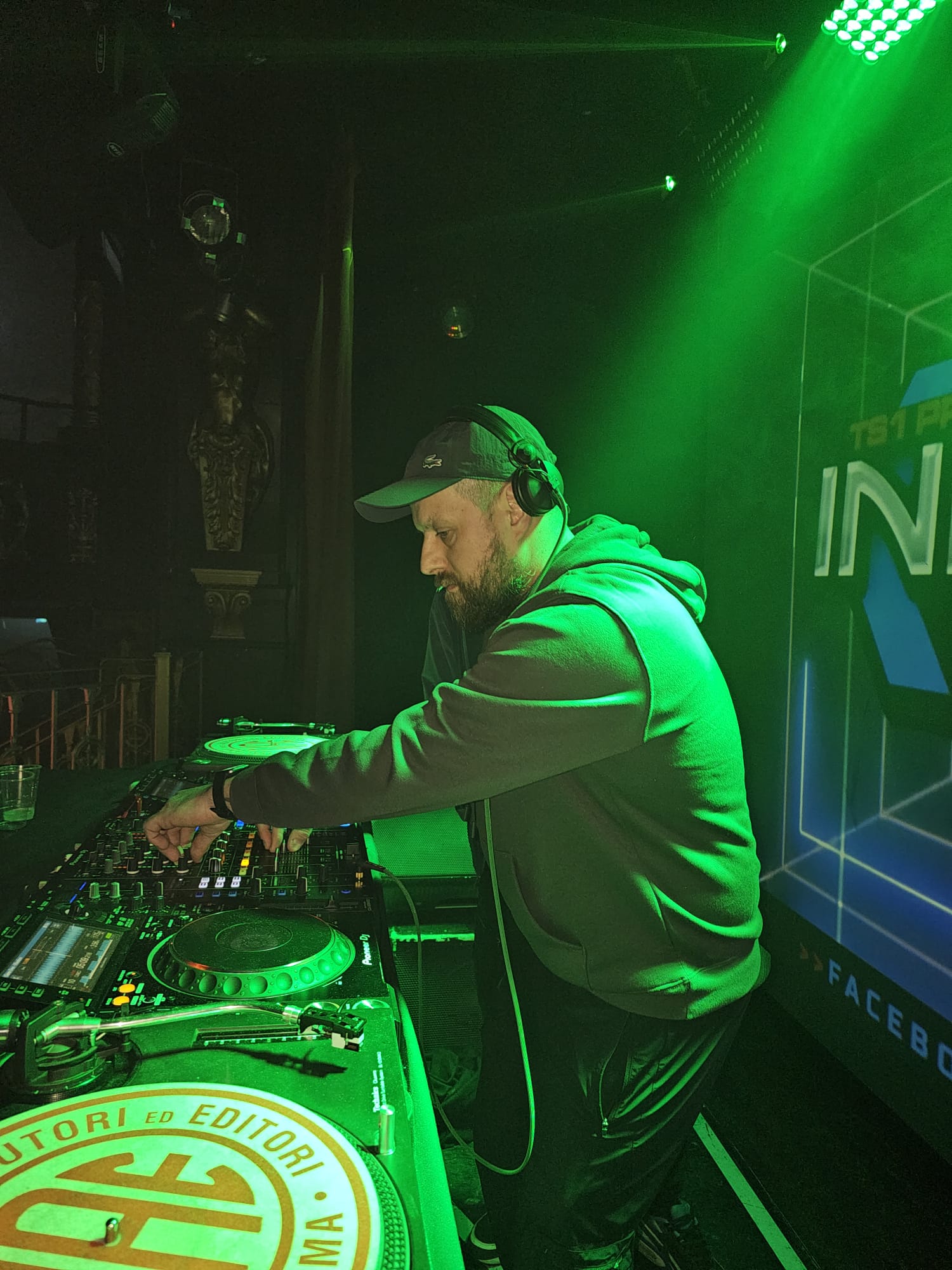 DJ SYRETT Gallery